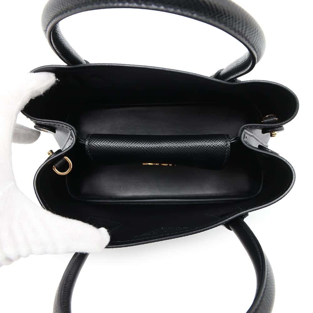 Prada handbag Double Saffiano leather black bag - Picture 6 of 12